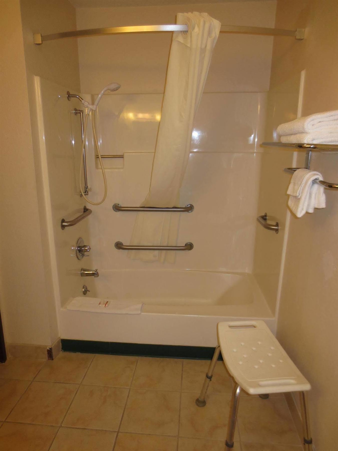 American Best Value Inn Lawrence Zewnętrze zdjęcie